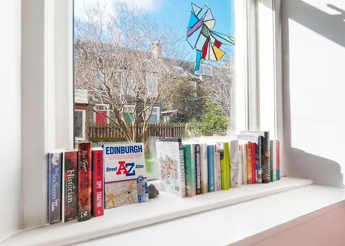 Cozy With Character Vibrant Style Flat At Leith Links Park Apartment *