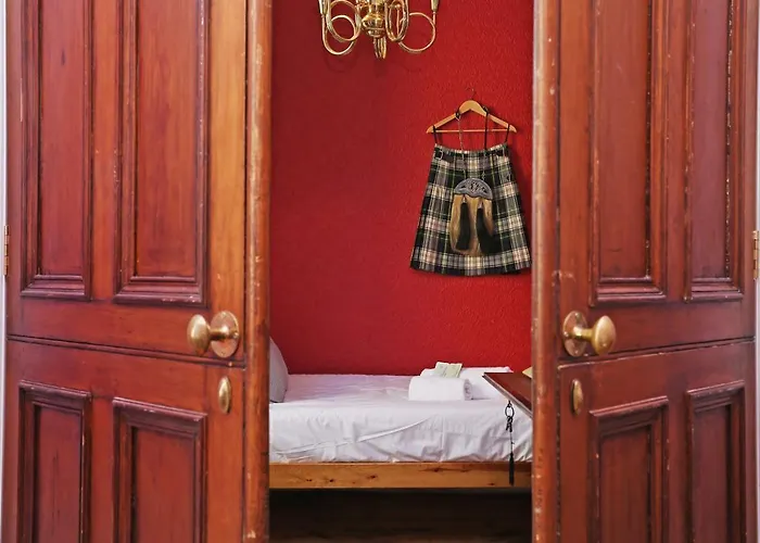 דירה Joivy Iconic Colorful On The Royal Mile