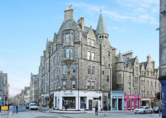 Joivy Iconic Colorful On The Royal Mile إدنبرة