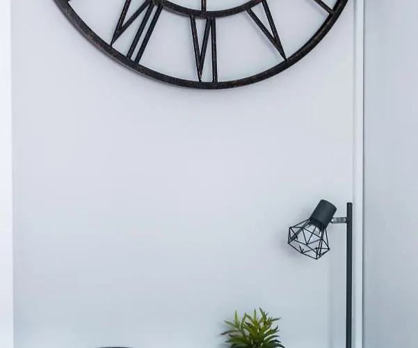 דירה Centre Stylish With Free Parking *