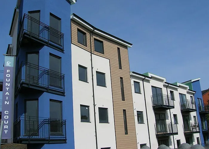 Fountain Court - Harris 4*