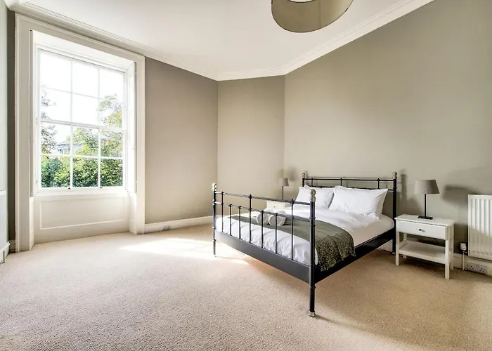 Joivy Bright & Spacious In Stockbridge