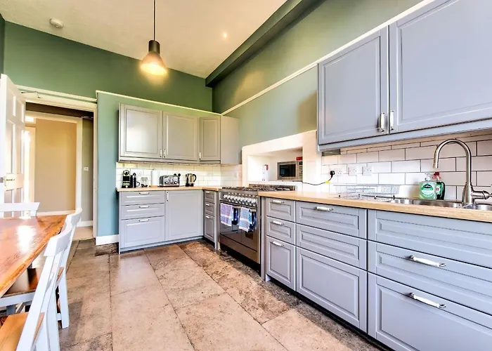 Joivy Bright & Spacious In Stockbridge * 爱丁堡