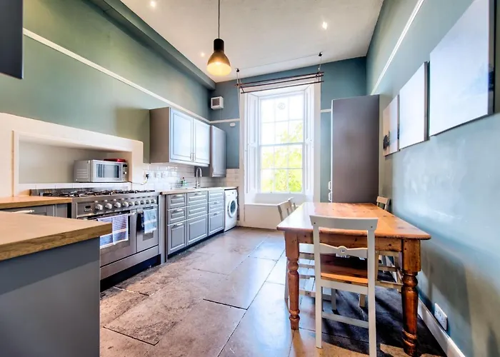 Joivy Bright & Spacious In Stockbridge * 爱丁堡