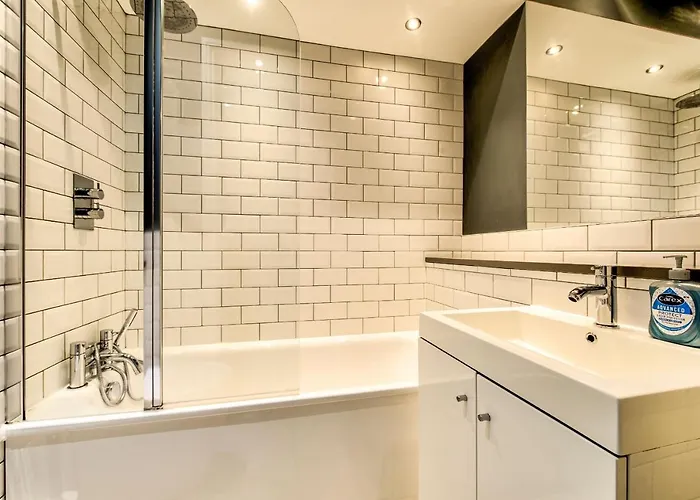 Joivy Bright & Spacious In Stockbridge شقة إدنبرة