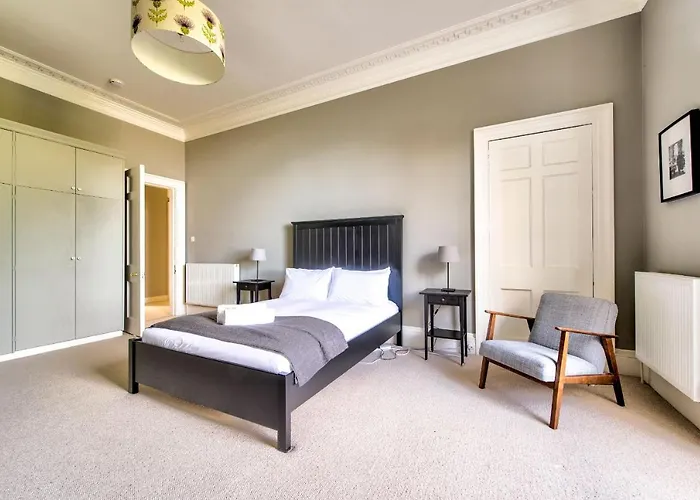 Joivy Bright & Spacious In Stockbridge 爱丁堡
