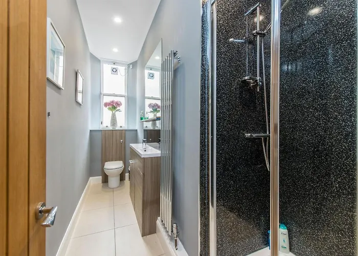 Castle Apt, Modern, Daire Edinburgh