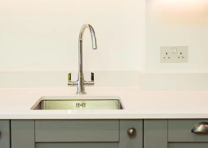 Apartment Centre, Newly Refurbished Stylish *