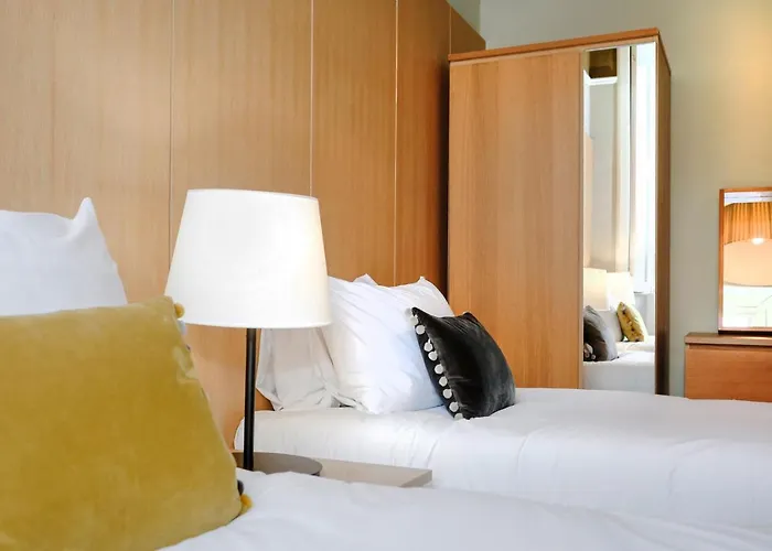 דירה Joivy Lovely Flat In The Heart Of אדינבורו