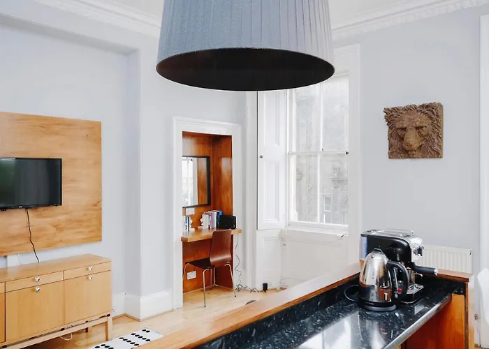 דירה Joivy Lovely Flat In The Heart Of אדינבורו