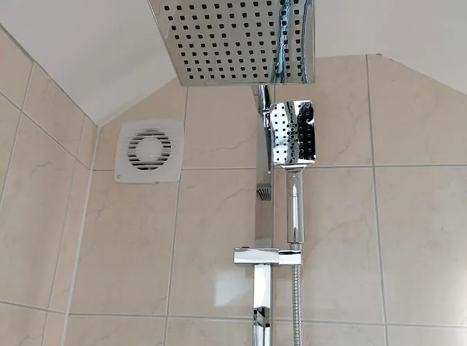 Crosskeys 双金匙公寓