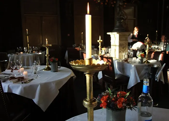 Hotel The Witchery 5*