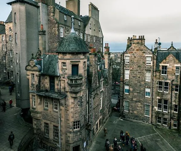 Writer's إدنبرة