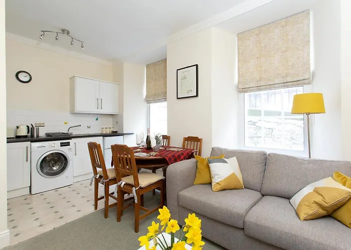 Blair St Scott Old Town Апартаменты *