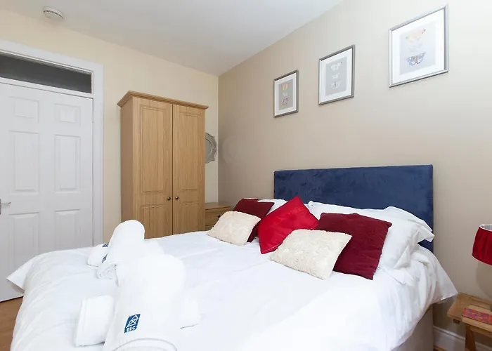 Blair St Scott Apt Old Town Edinburgh