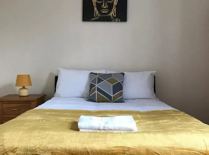 Apex Haymarket Station Apartment Edinburgh