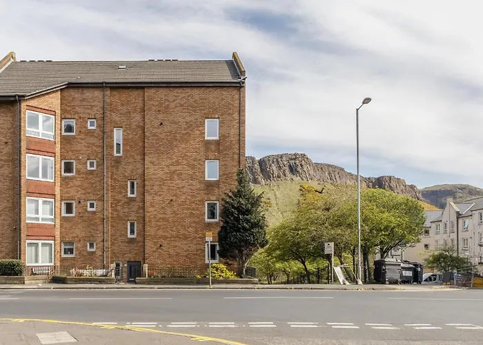 Daire Pleasance Edinburgh