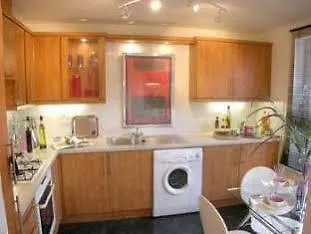 Lochend Serviced Apartment