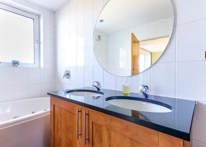 Britannia Penthouse *