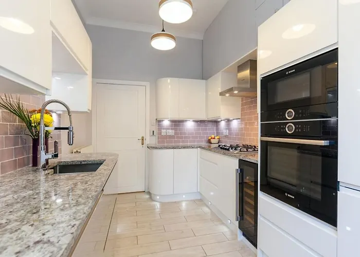 Daire Beautifully Modernised New Town *