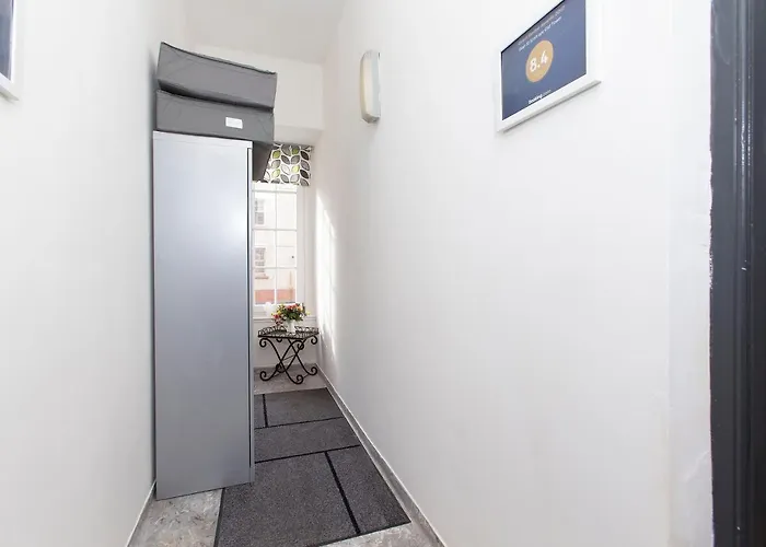 Blair St Scott Old Town * Эдинбург