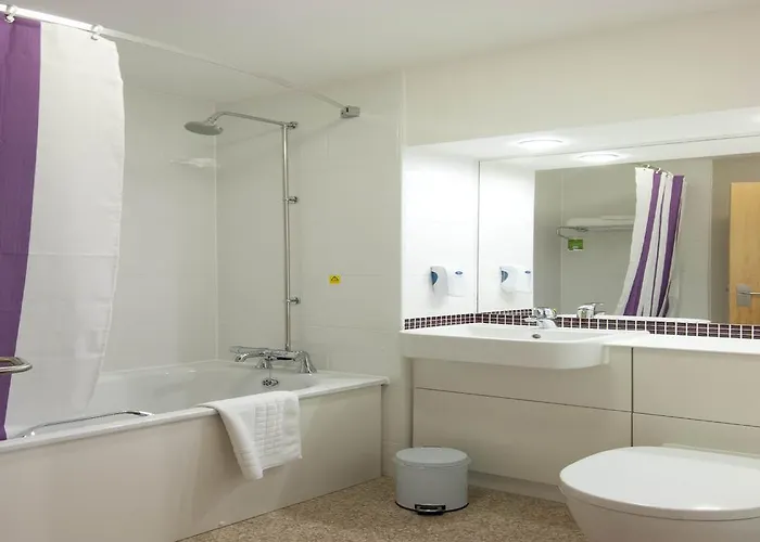 Premier East Hotel 3*