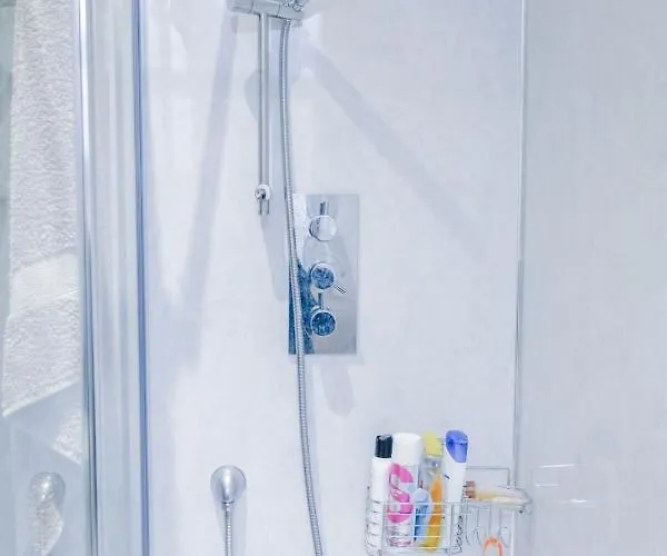 Διαμέρισμα Newly Furnished 2 Bedroom On Leith Walk