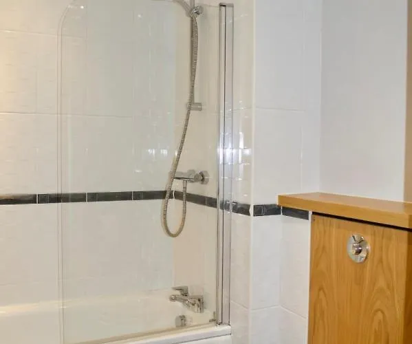 شقة Modern 2 Bedroom Centre Flat إدنبرة