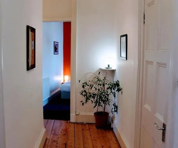 Traditional Oer The Meadows Apartment