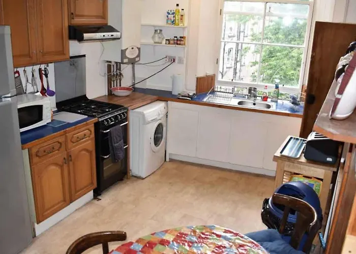 Apartment Traditional Oer The Meadows Edinburgh