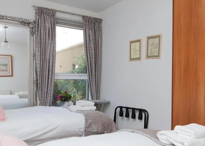 דירה Holyrood - Luxury With Parking