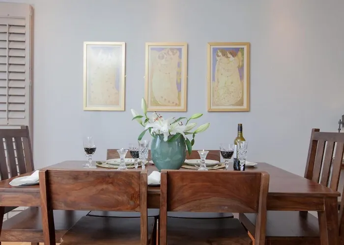 דירה Holyrood - Luxury With Parking אדינבורו