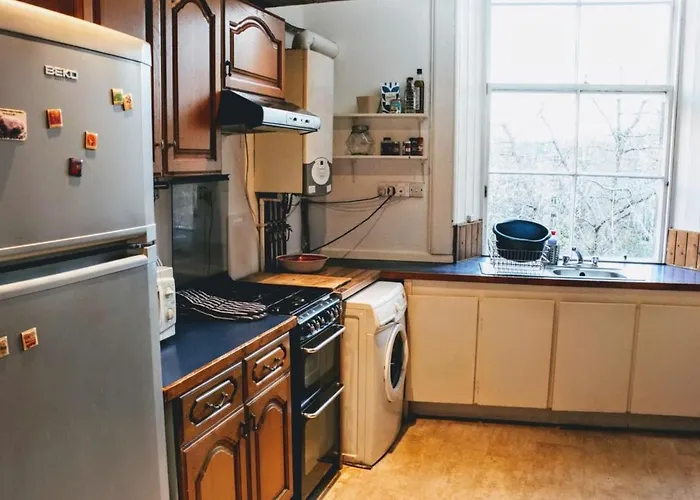 Traditional Oer The Meadows Apartment