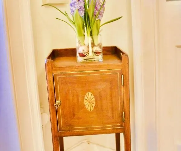 Διαμέρισμα Period On Castle Street