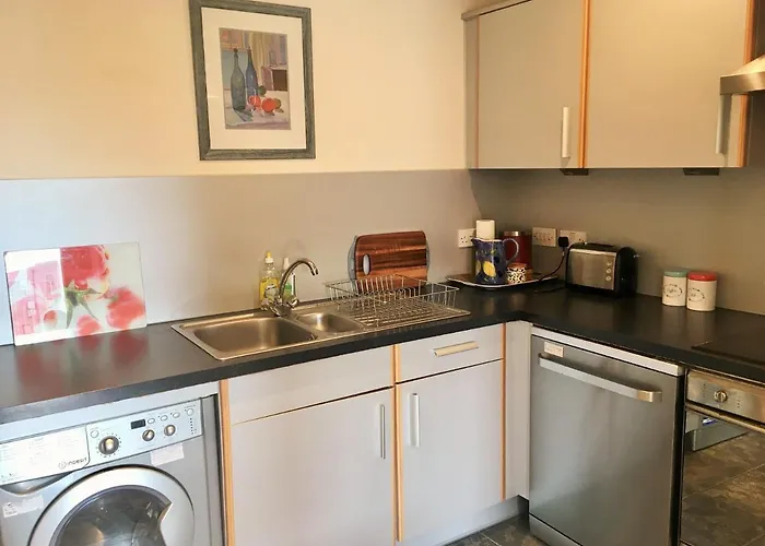 Abbey- Citycenter אדינבורו