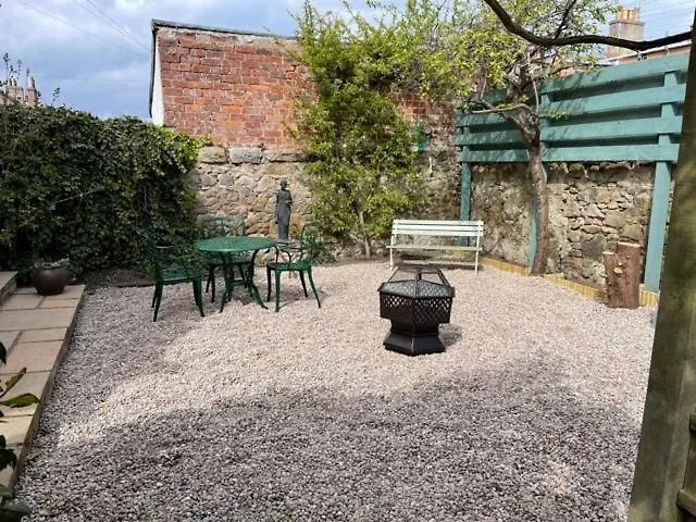 St Margaret's Cottage, Dom wakacyjny Edynburg