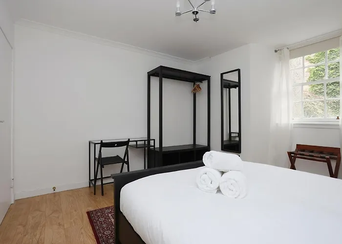 Joivy 1 Bed Flat, Heart Of Grassmarket Apartment Edinburgh