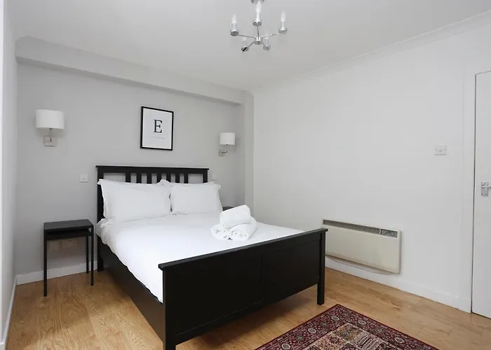 Joivy 1 Bed Flat, Heart Of Grassmarket Apartment *