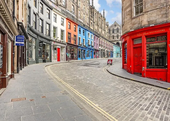Joivy 1 Bed Flat, Heart Of Grassmarket