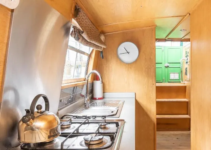 - Houseboats Эдинбург