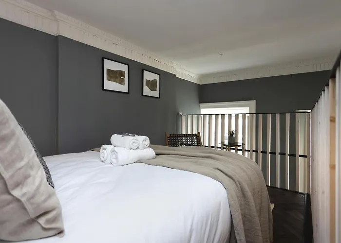 29 Queen Street 4*