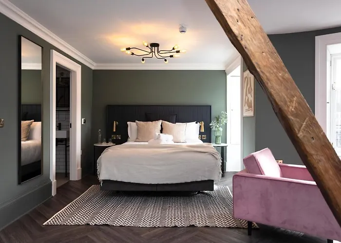 29 Queen Street 4*