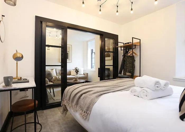 The Brewers Contemporary Aparthotel 4*