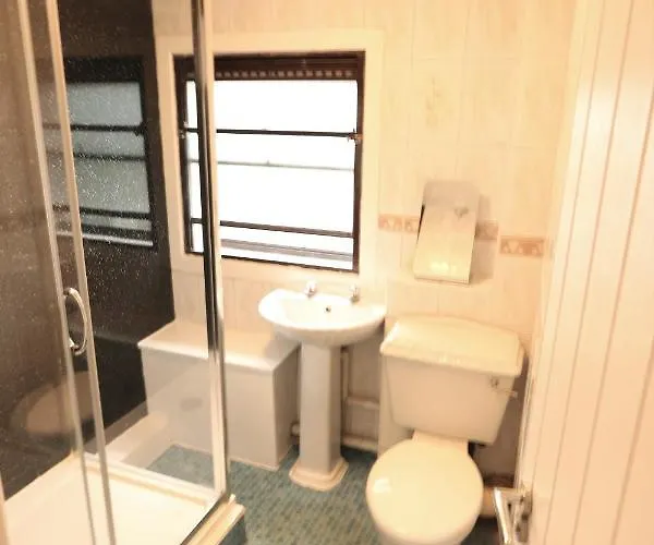 דירה 3 Bedroom Centre In Lauriston Place אדינבורו