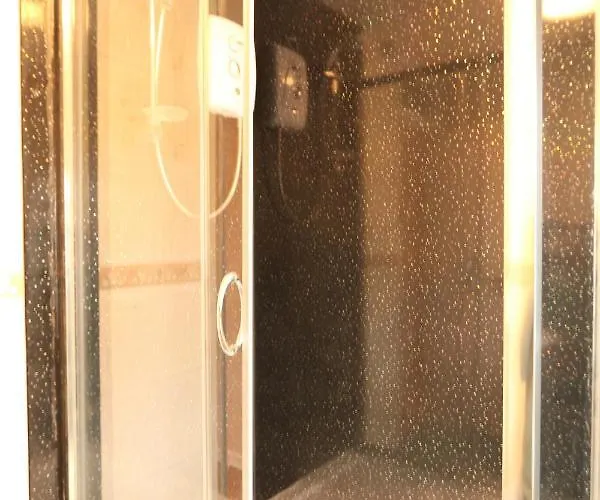 דירה 3 Bedroom Centre In Lauriston Place אדינבורו