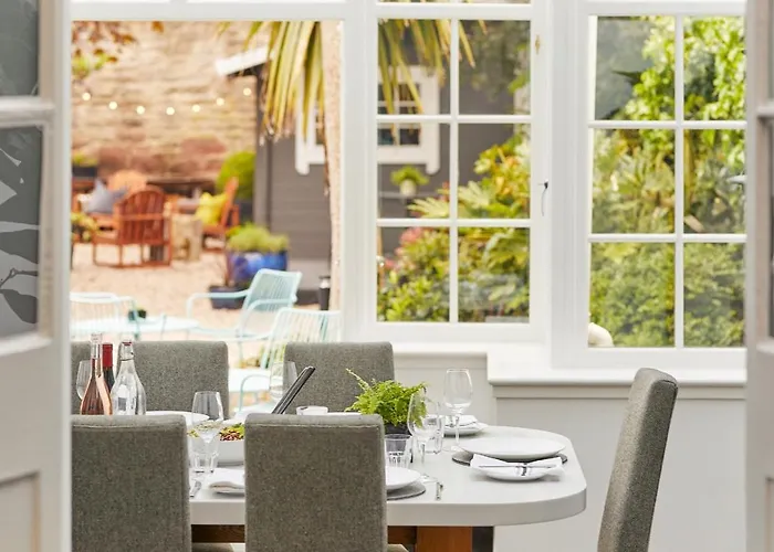 94dr * אדינבורו