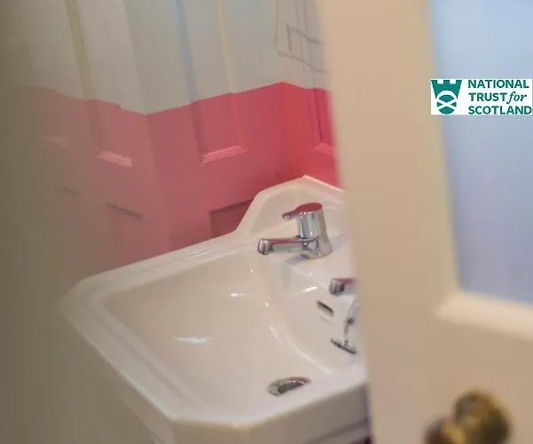 Johnstone By The National Trust Scotland إدنبرة