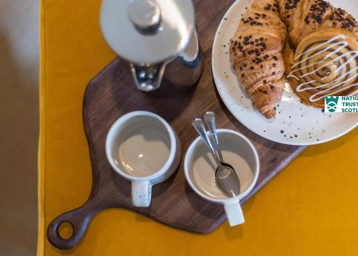 Johnstone By The National Trust Scotland *