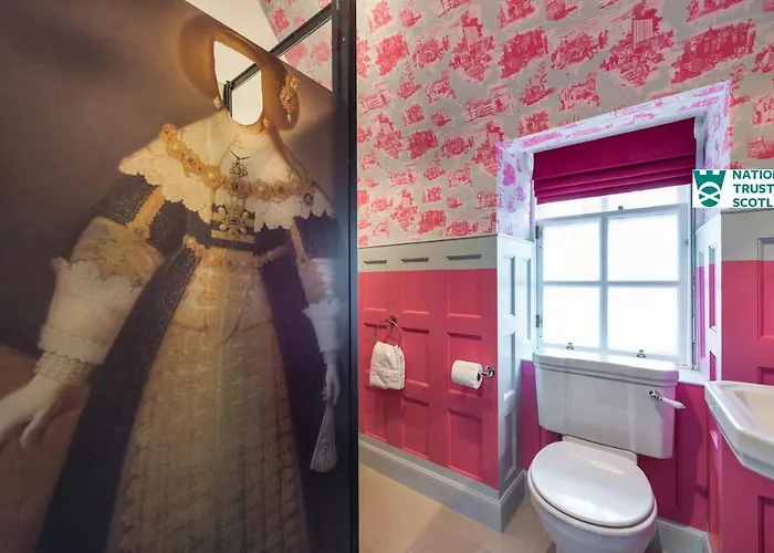 The Crichton By National Trust Scotland * Эдинбург