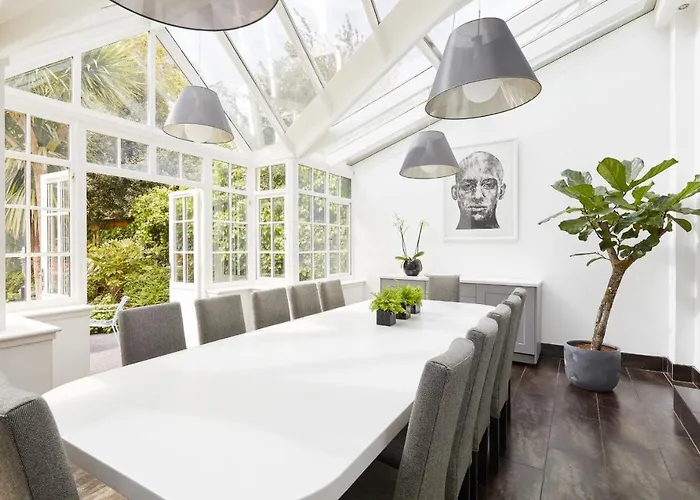 94dr בית נופש אדינבורו